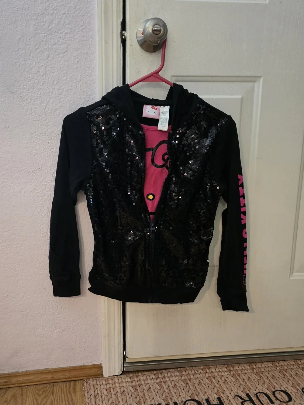 Hello Kitty Girls' 10-12 Pink & Black Sequin Hoodie